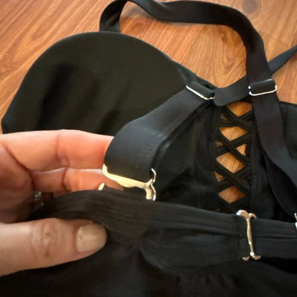 Daci nwt black